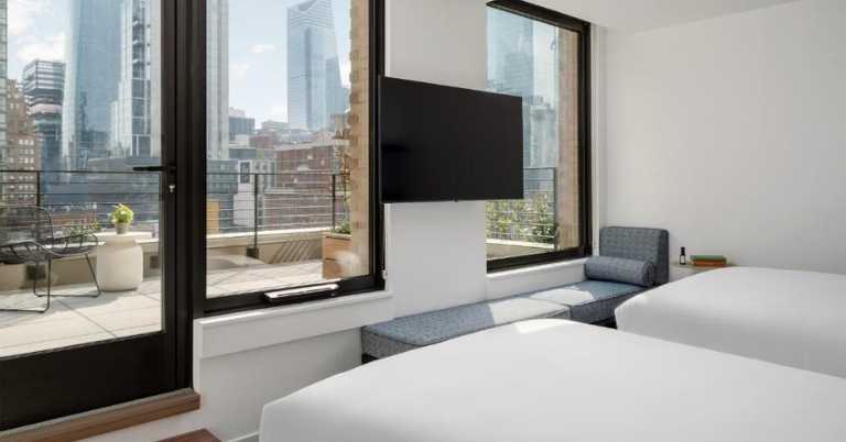 where to stay in new york city with teenager