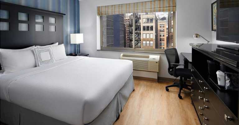 where to stay in new york city with teenager