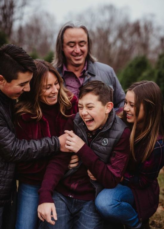 family photo ideas with teenagers